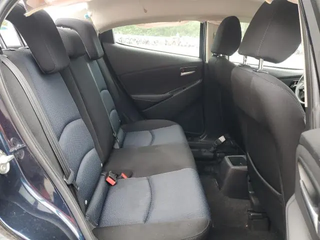 2017 TOYOTA YARIS IA   