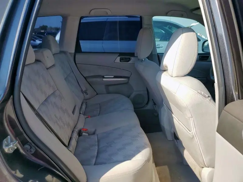 2010 SUBARU FORESTER 2.5X  