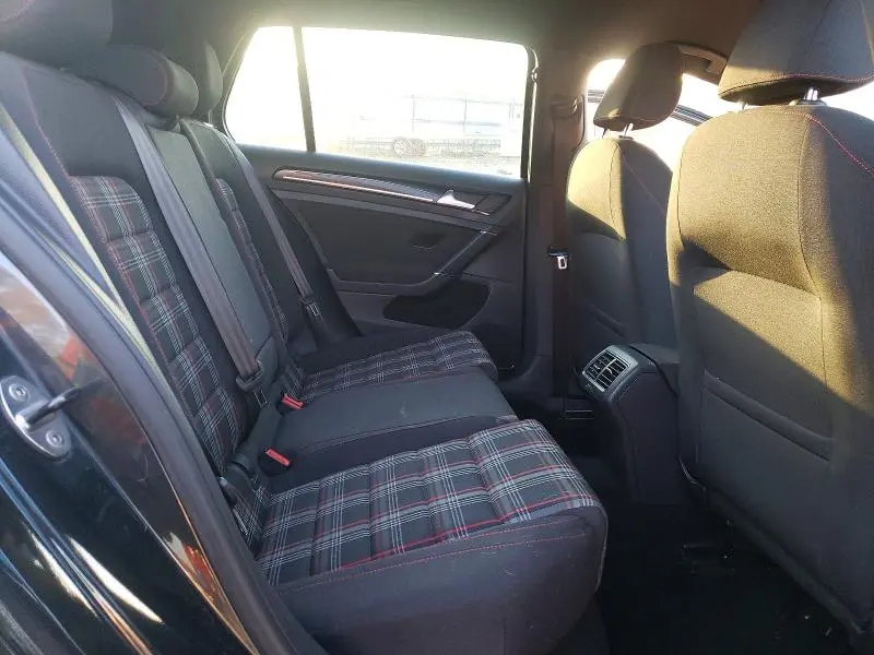 2016 VOLKSWAGEN GTI S  