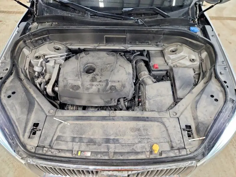 2018 VOLVO XC90 T6  