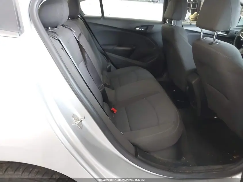 2018 CHEVROLET CRUZE LT AUTO