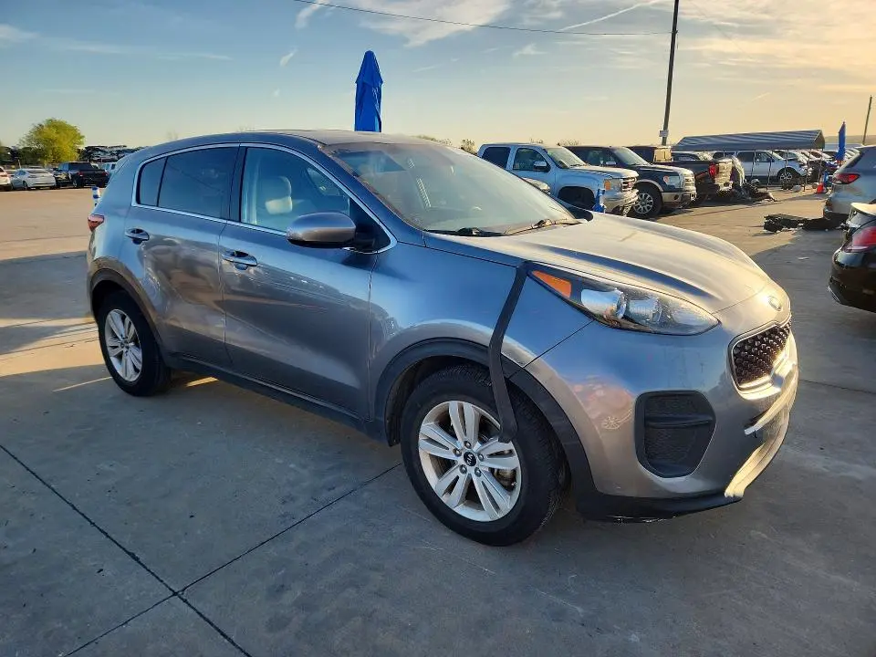 2017 KIA SPORTAGE LX  