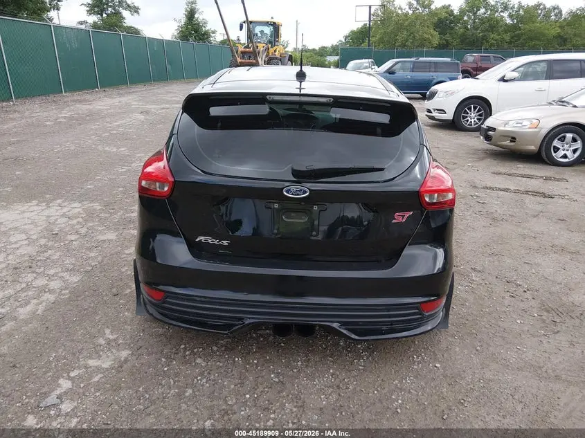 2017 FORD FOCUS ST  