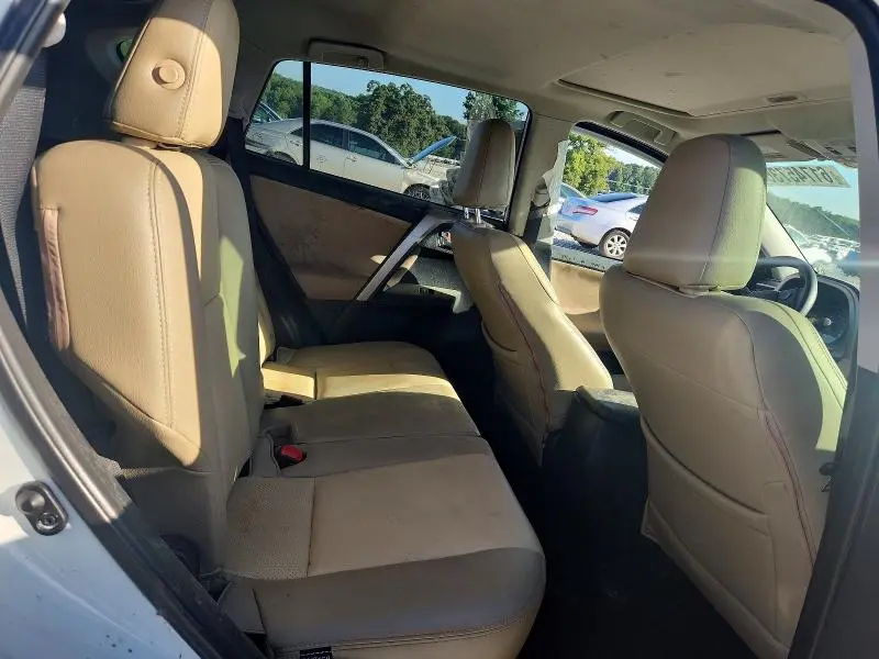2014 TOYOTA RAV4 XLE  