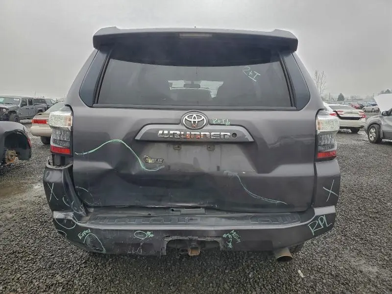 2018 TOYOTA 4RUNNER SR5/SR5 PREMIUM  
