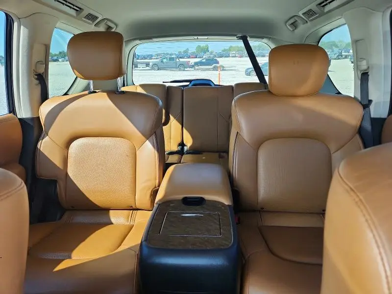 2017 INFINITI QX80 SIGNATURE EDITION  