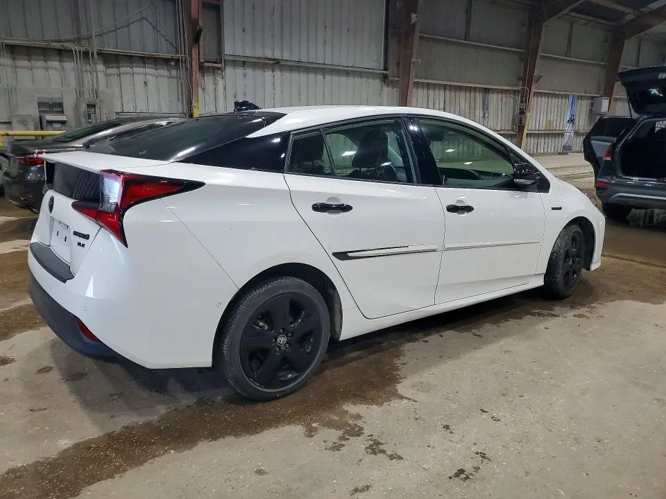 2022 TOYOTA PRIUS   