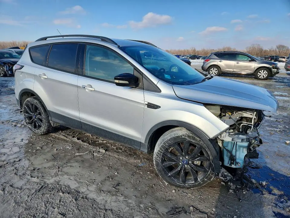 2017 FORD ESCAPE TITANIUM  