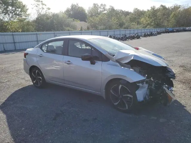 2023 NISSAN VERSA SR  