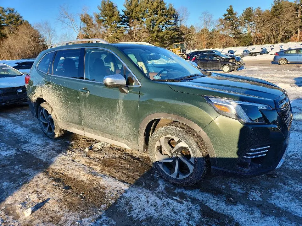 2024 SUBARU FORESTER TOURING  