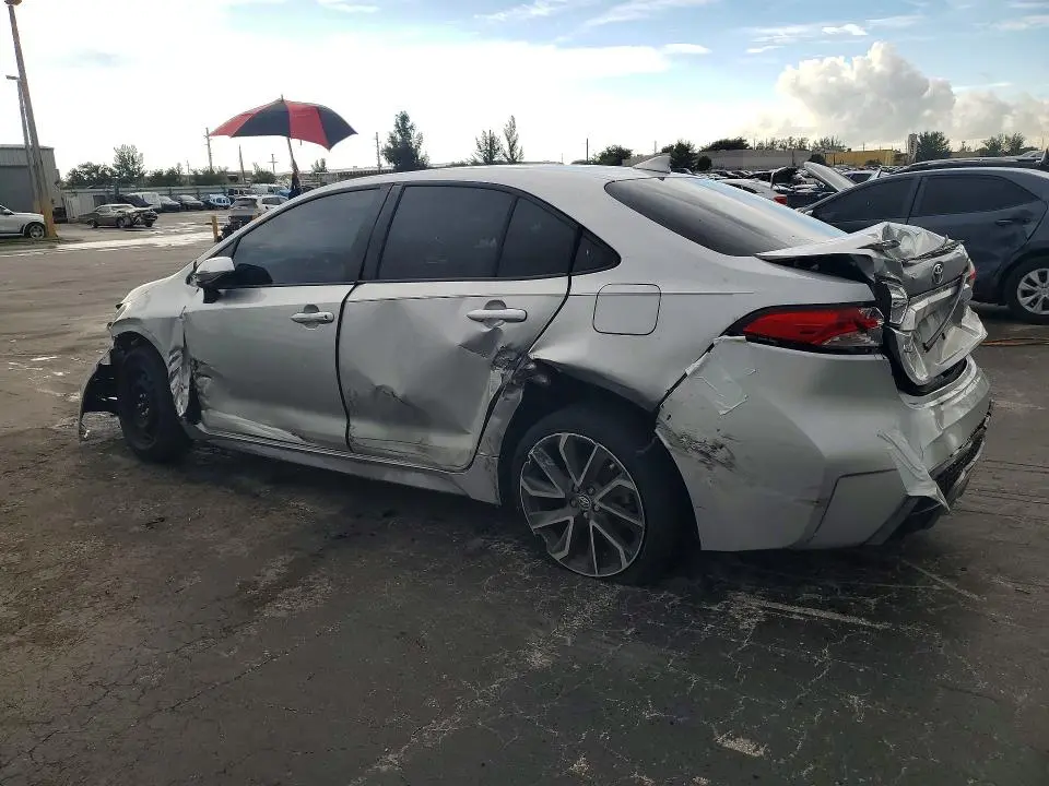 2021 TOYOTA COROLLA SE  