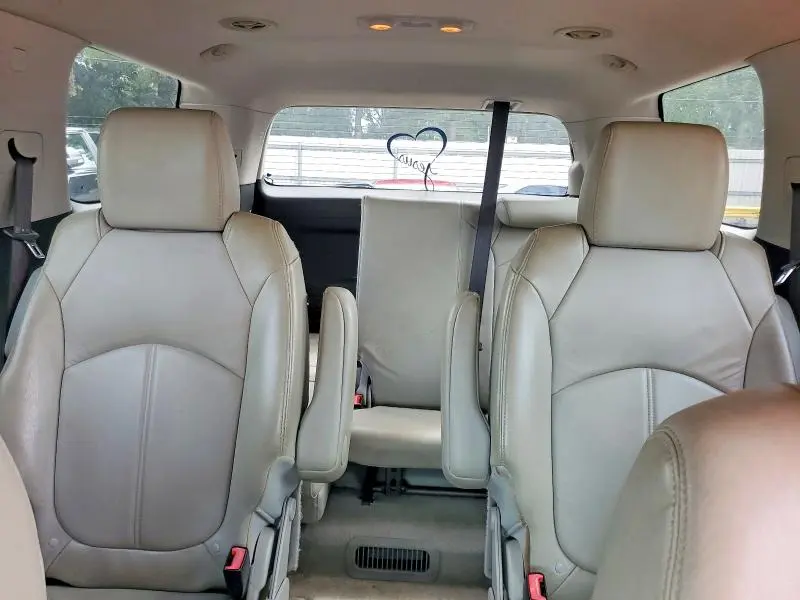 2012 GMC ACADIA SLT-1  