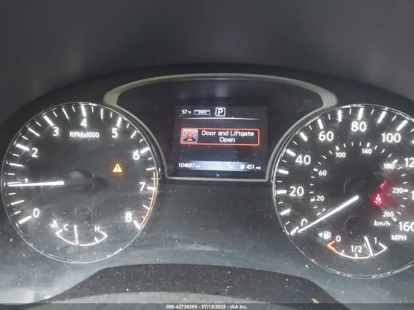 2017 NISSAN PATHFINDER SL