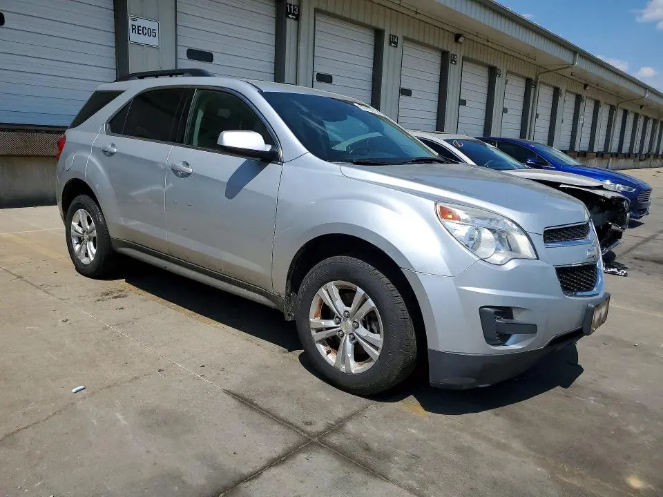 2015 CHEVROLET EQUINOX LT  