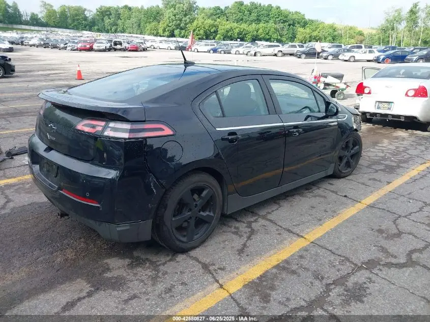 2014 CHEVROLET VOLT  