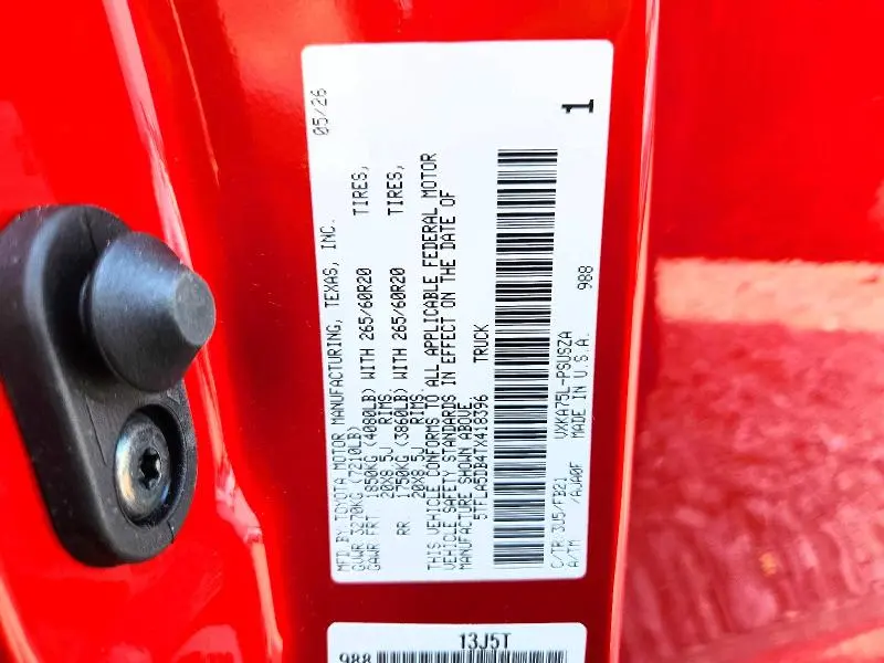 2026 TOYOTA TUNDRA SR5  