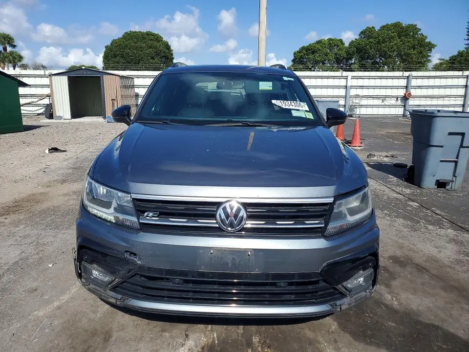 2019 VOLKSWAGEN TIGUAN SE  