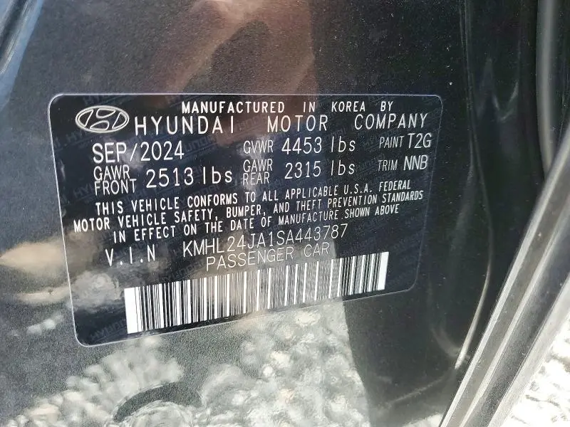 2025 HYUNDAI SONATA SE  