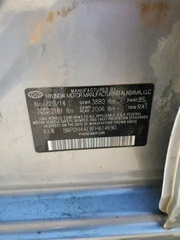 2015 HYUNDAI ELANTRA SE  