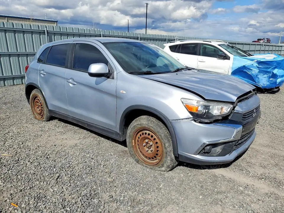 2017 MITSUBISHI RVR SE  