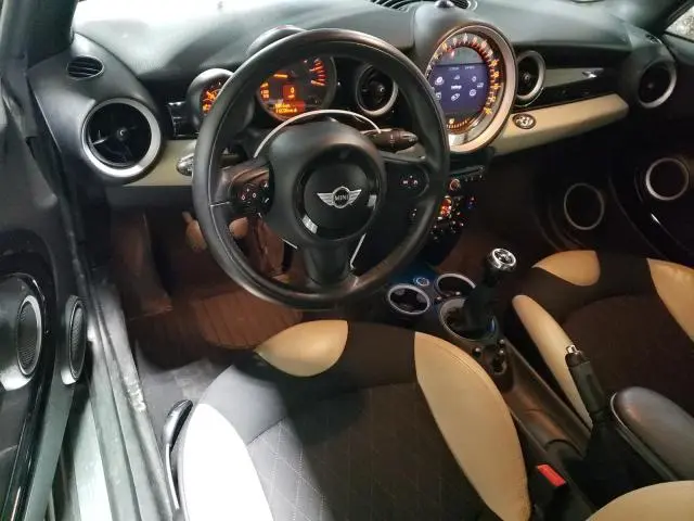 2015 MINI COOPER 