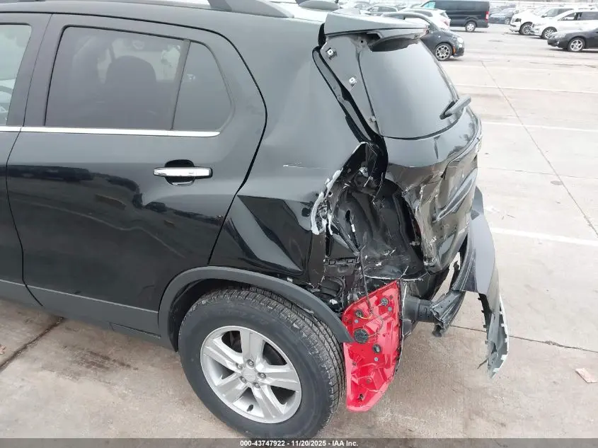 2017 CHEVROLET TRAX LT
