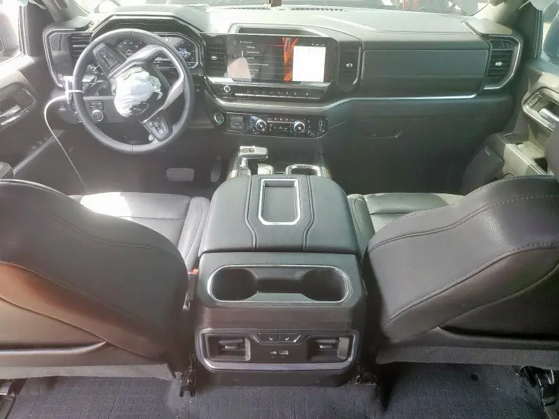 2022 GMC SIERRA K1500 SLT  