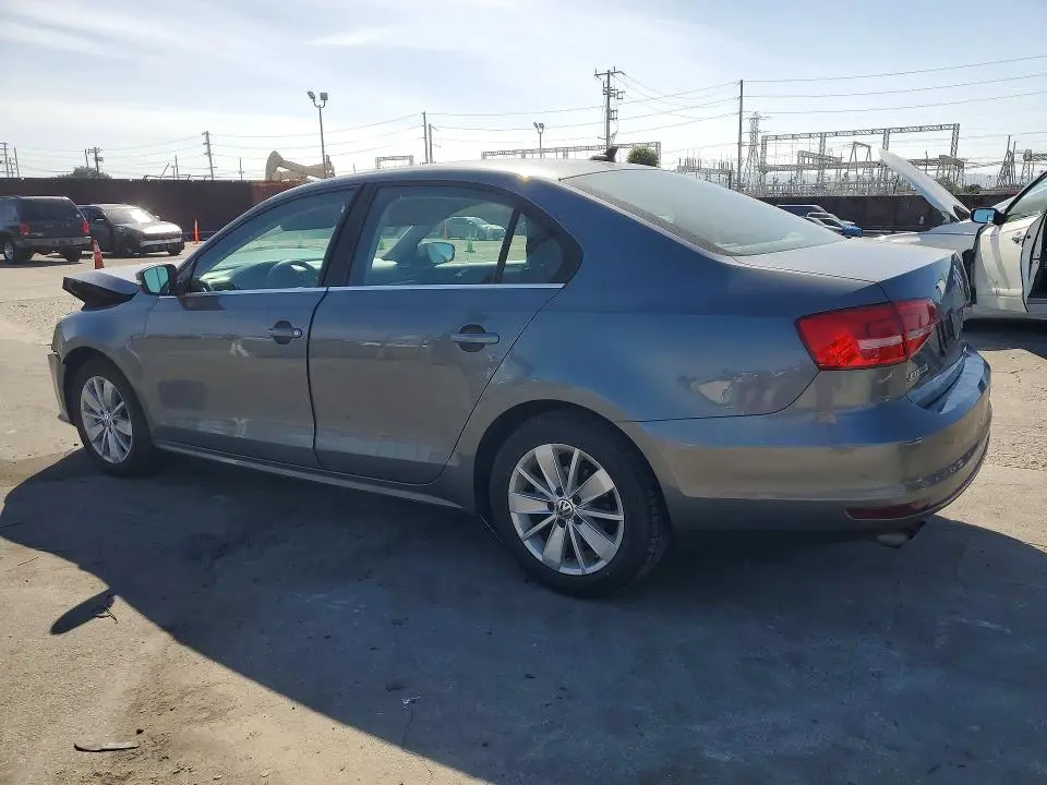 2015 VOLKSWAGEN JETTA SE  
