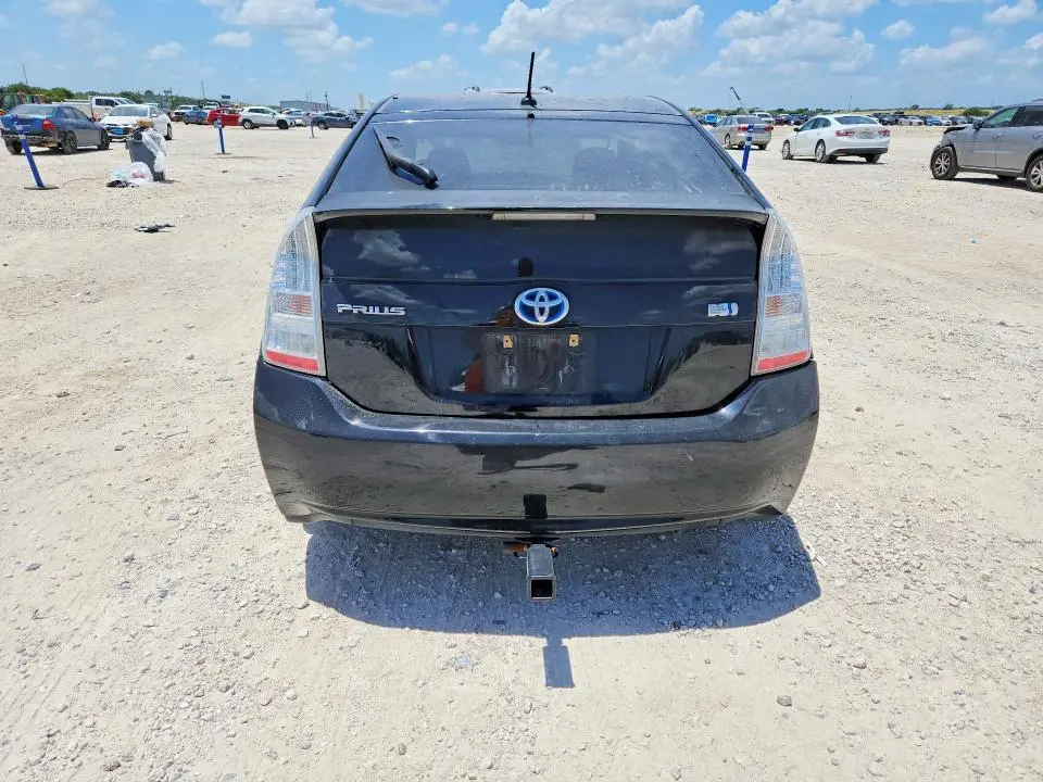 2011 TOYOTA PRIUS TWO  