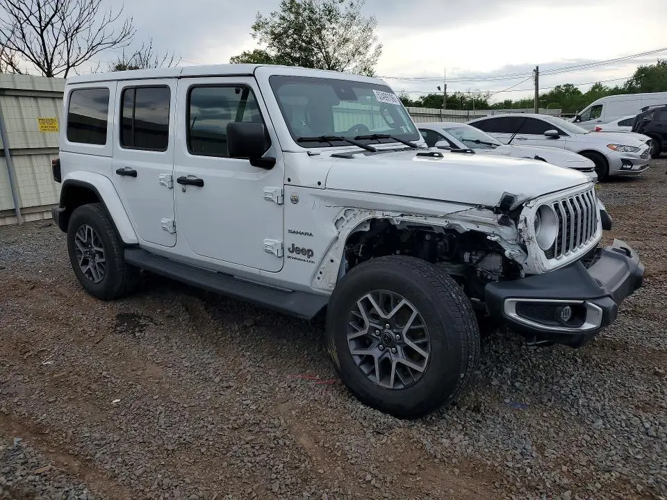 2024 JEEP WRANGLER SAHARA  
