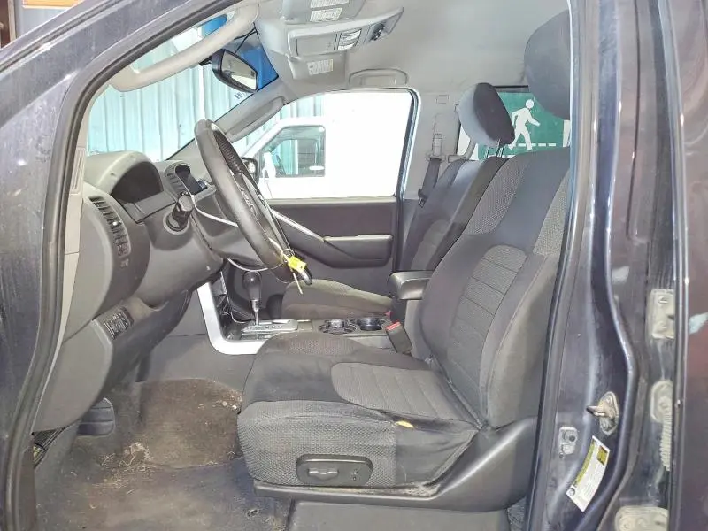 2012 NISSAN PATHFINDER S  