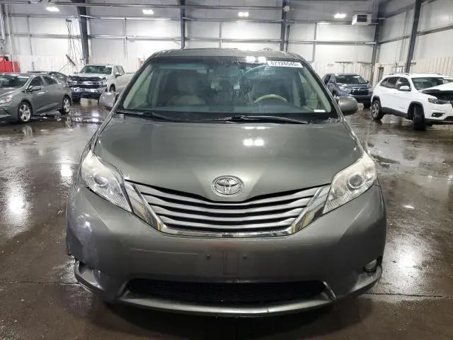 2012 TOYOTA SIENNA XLE  