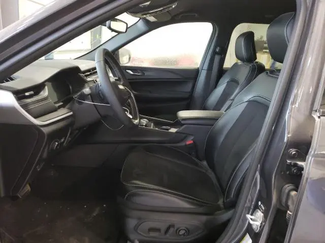 2024 JEEP GRAND CHEROKEE LAREDO