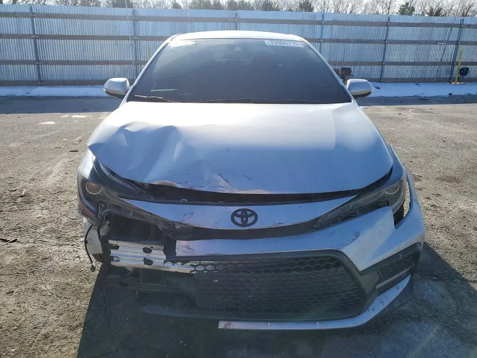2021 TOYOTA COROLLA SE  