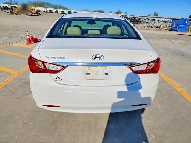 2012 HYUNDAI SONATA GLS  