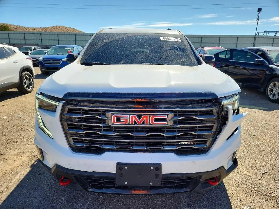2026 GMC ACADIA AT4  