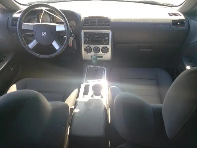 2010 DODGE CHALLENGER SE  