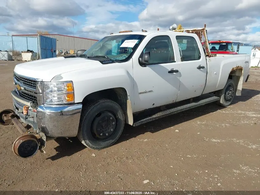 2010 CHEVROLET SILVERADO 3500HD WORK TRUCK