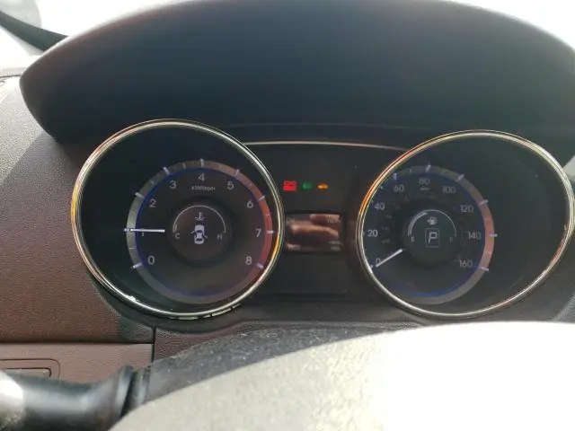 2012 HYUNDAI SONATA SE  