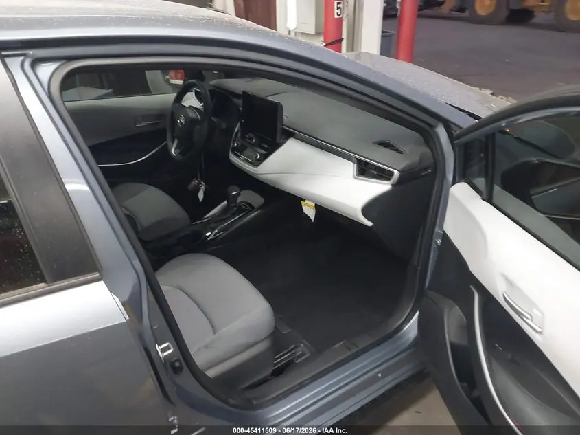 2025 TOYOTA COROLLA HYBRID SE