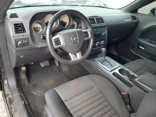 2014 DODGE CHALLENGER SXT  