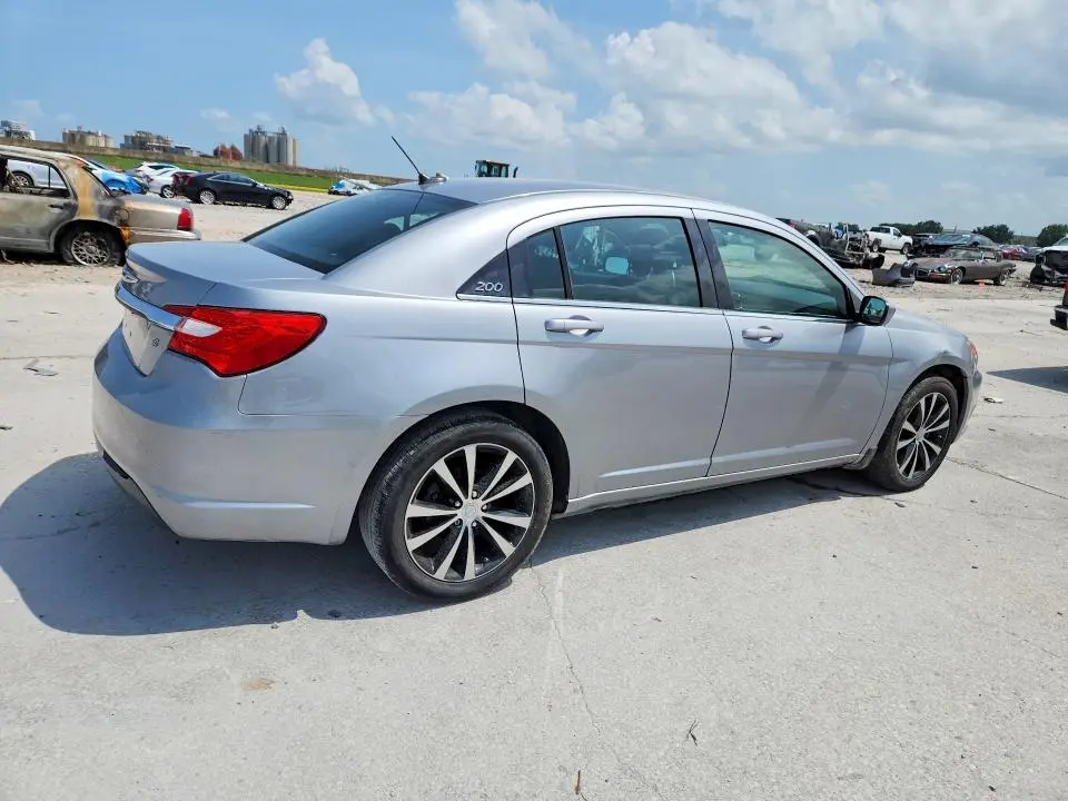 2014 CHRYSLER 200 TOURING  