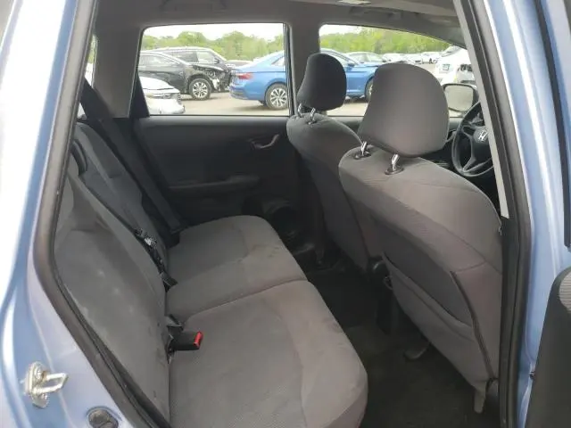2010 HONDA FIT   