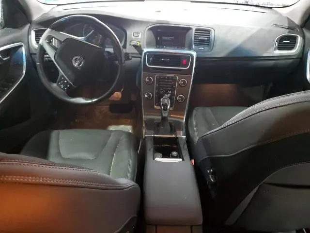 2015 VOLVO V60   