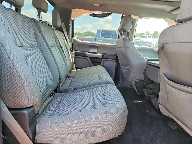 2016 FORD F150 SUPERCREW  
