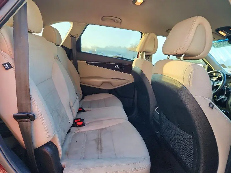 2016 KIA SORENTO LX  
