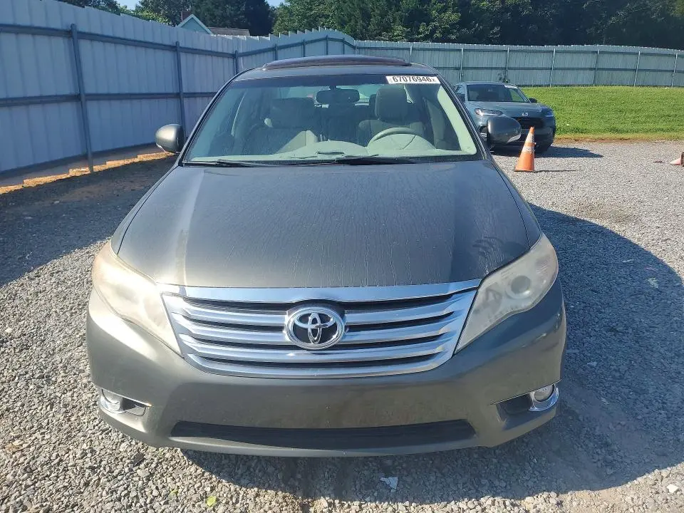 2011 TOYOTA AVALON BASE  