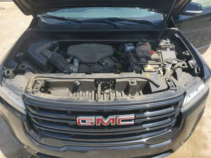2021 GMC ACADIA SLT  