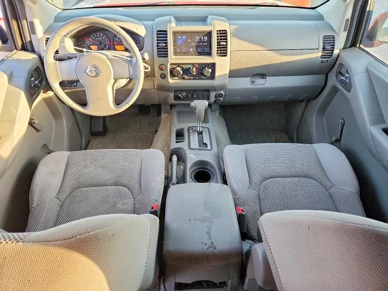 2012 NISSAN FRONTIER S  