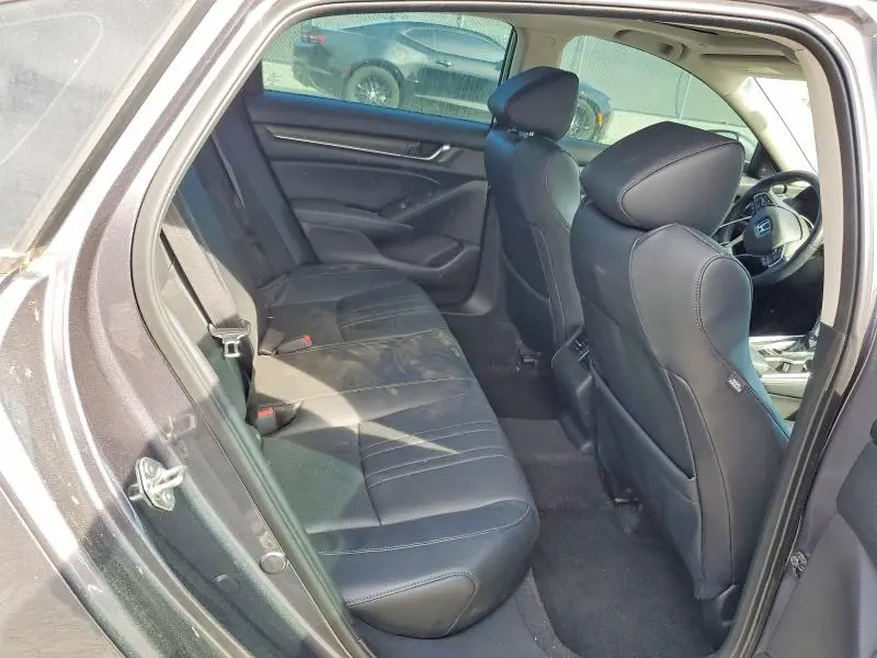 2018 HONDA ACCORD TOURING  
